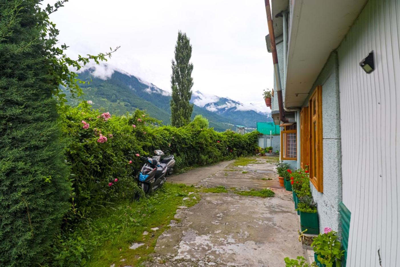 The Byke Neelkanth Manali Bed and Breakfast Nagar  Exterior foto